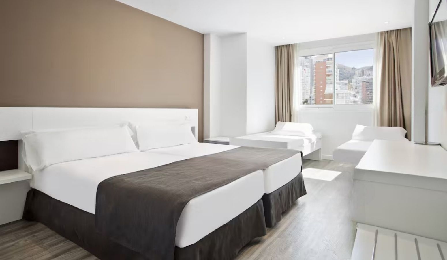 Oferta-fin-de-ano-benidorm-Hotel Sol Pelícanos Ocas 3*